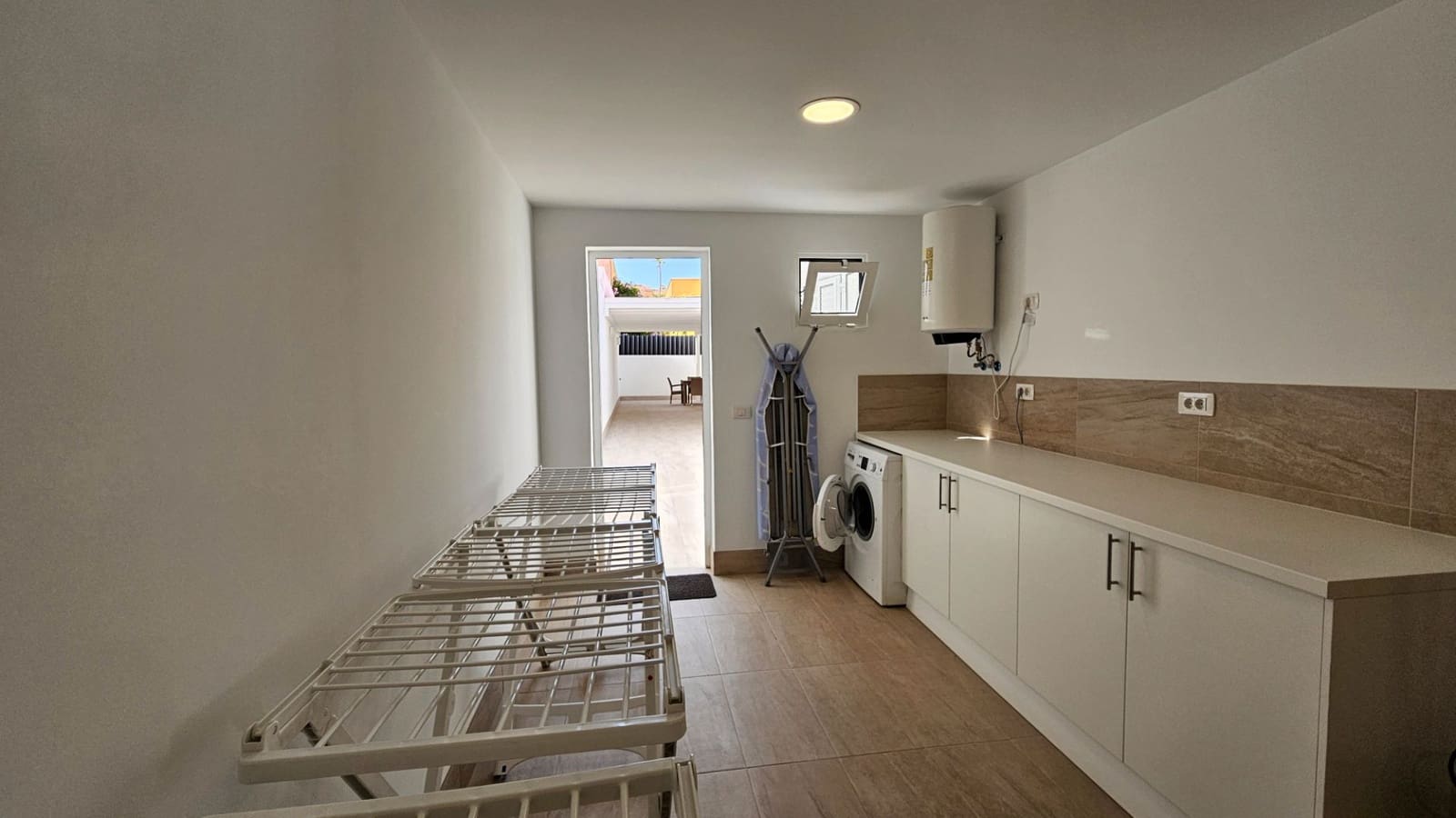 3 soverom Villa til salgs i Adeje - € 845 000 (Ref: 9088268)