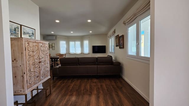 3 soveværelse Villa til salg i Casco Urbano, Adeje - € 845.000 (Ref: 9088268)