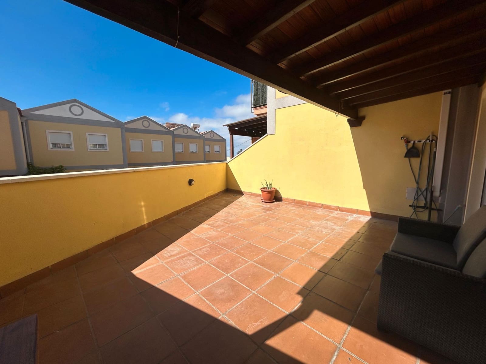 3 soverom Hus til salgs i San Miguel de Abona med svømmebasseng garasje - € 360 000 (Ref: 9200115)