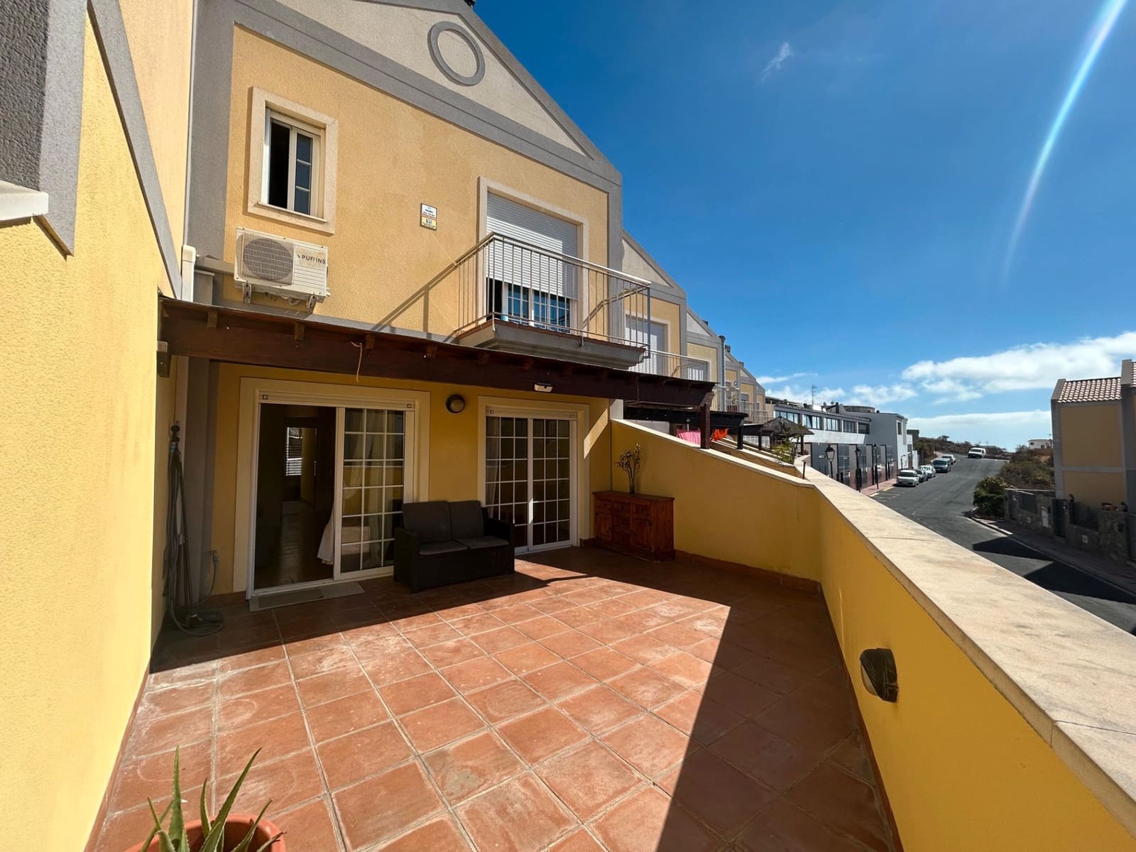 3 soverom Hus til salgs i San Miguel de Abona med svømmebasseng garasje - € 360 000 (Ref: 9200115)