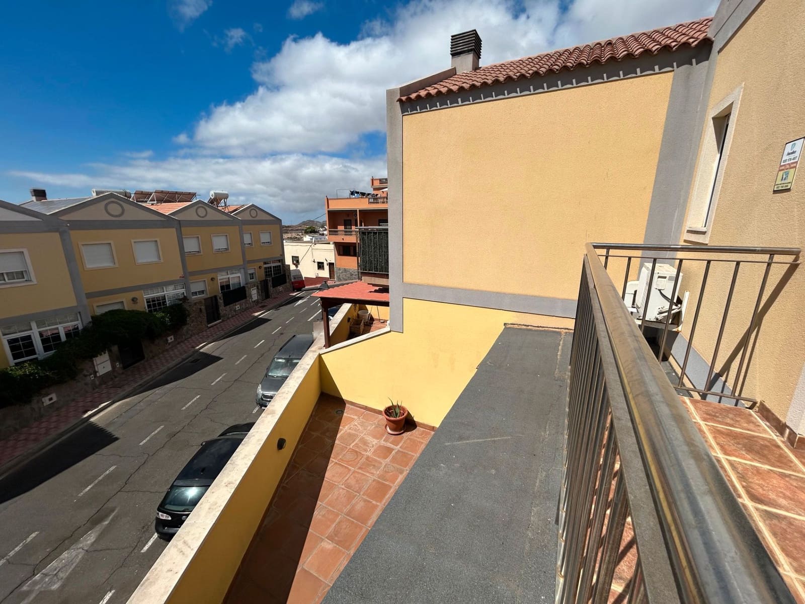 3 soverom Hus til salgs i San Miguel de Abona med svømmebasseng garasje - € 360 000 (Ref: 9200115)