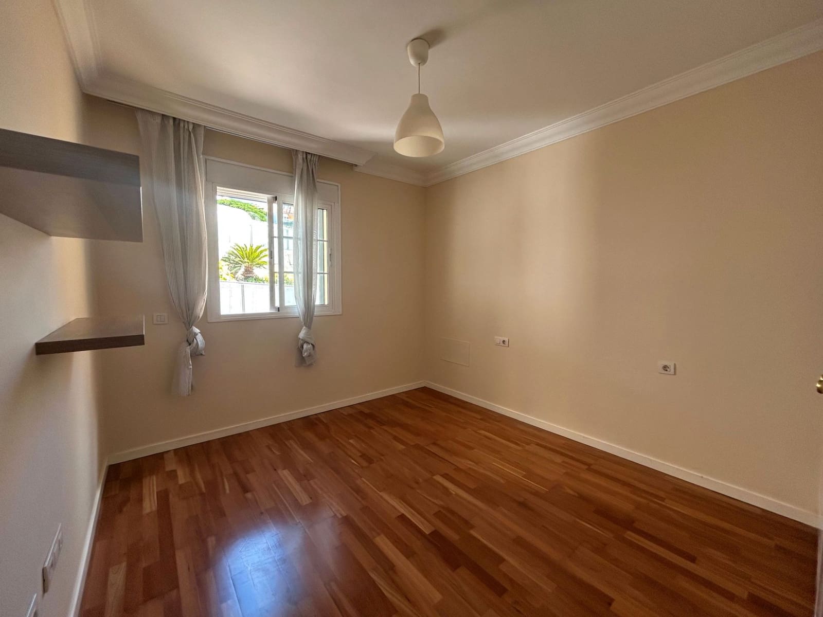 3 soverom Hus til salgs i San Miguel de Abona med svømmebasseng garasje - € 360 000 (Ref: 9200115)