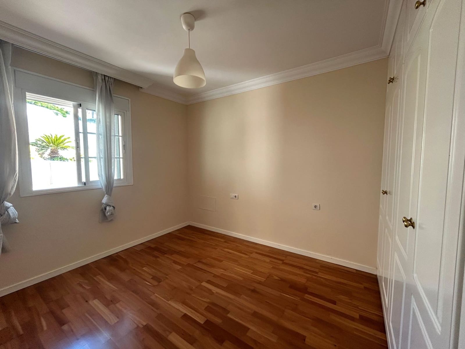 3 soverom Hus til salgs i San Miguel de Abona med svømmebasseng garasje - € 360 000 (Ref: 9200115)