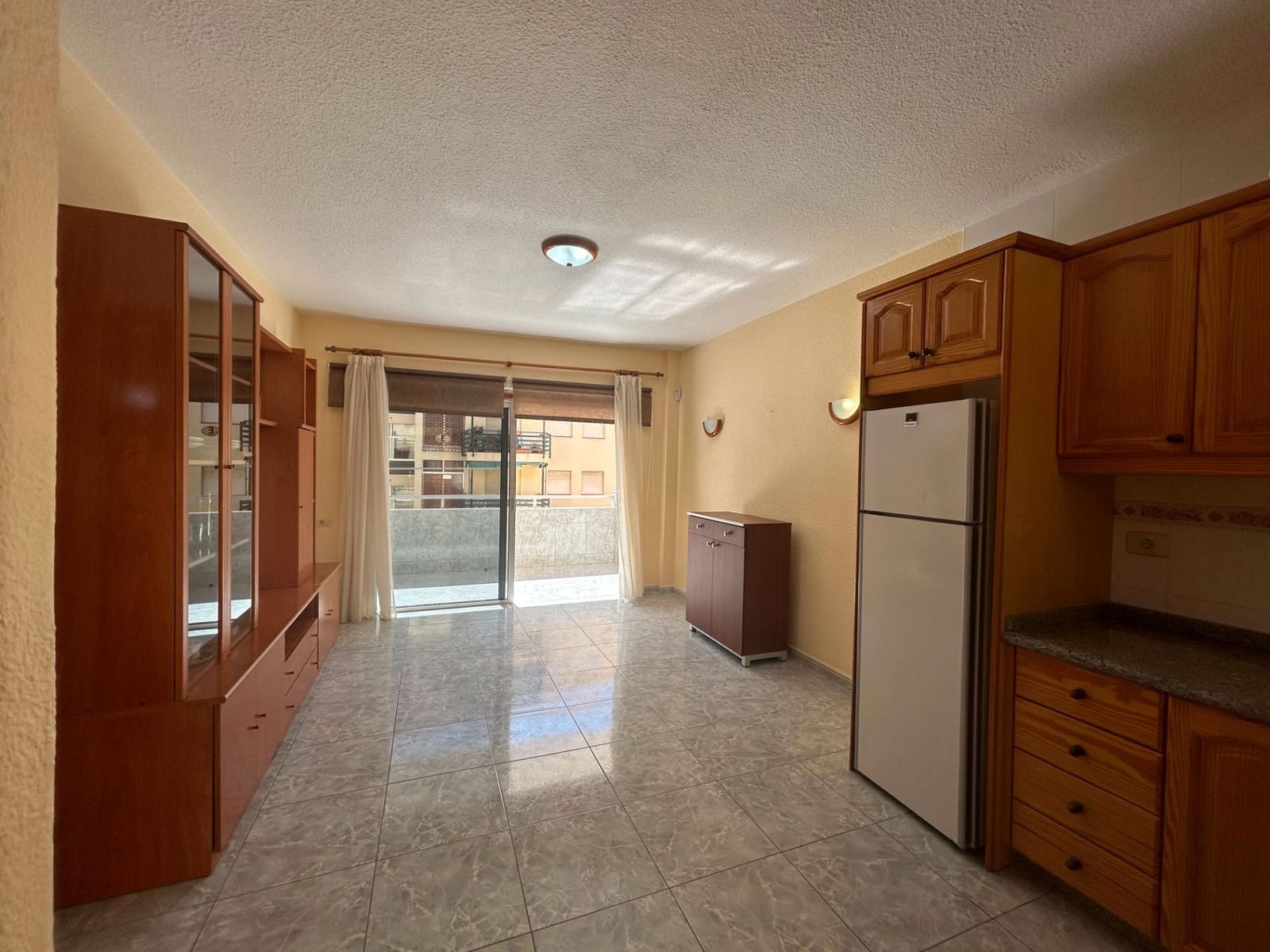 Apartamento de 1 habitación en Arona en venta con piscina garaje - 250.000 € (Ref: 9221418)