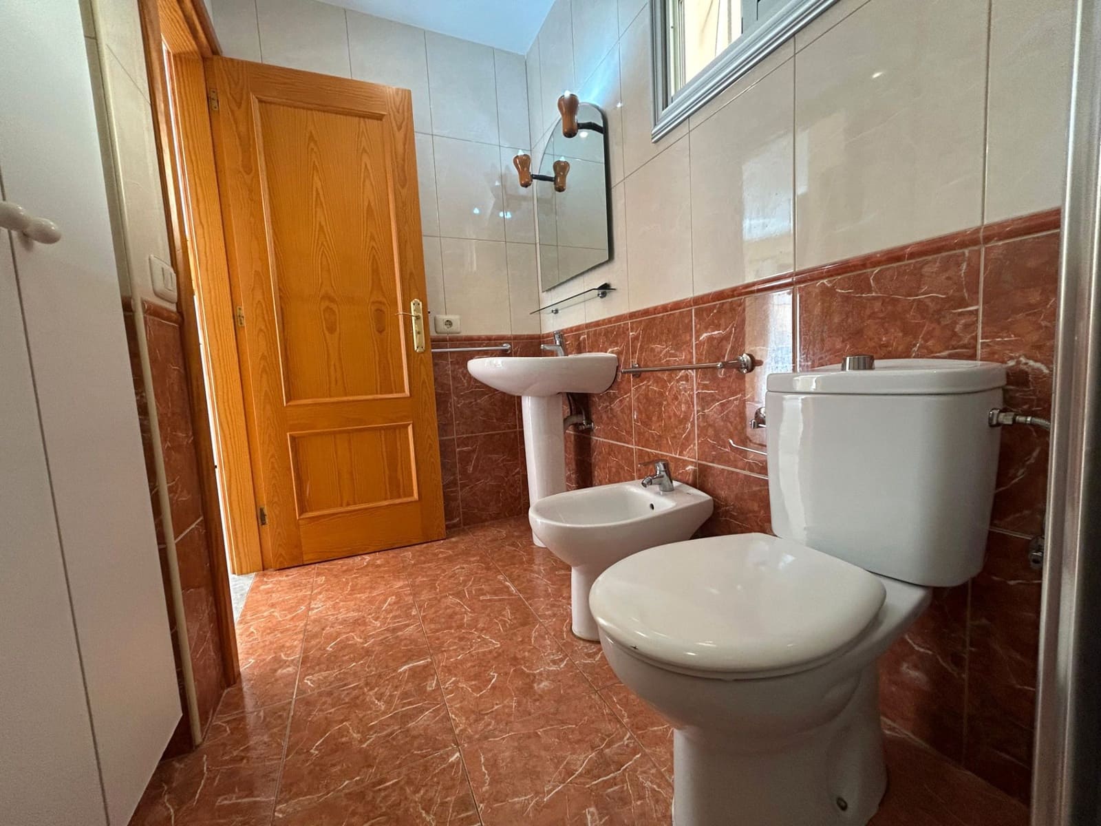 Apartamento de 1 habitación en Arona en venta con piscina garaje - 250.000 € (Ref: 9221418)