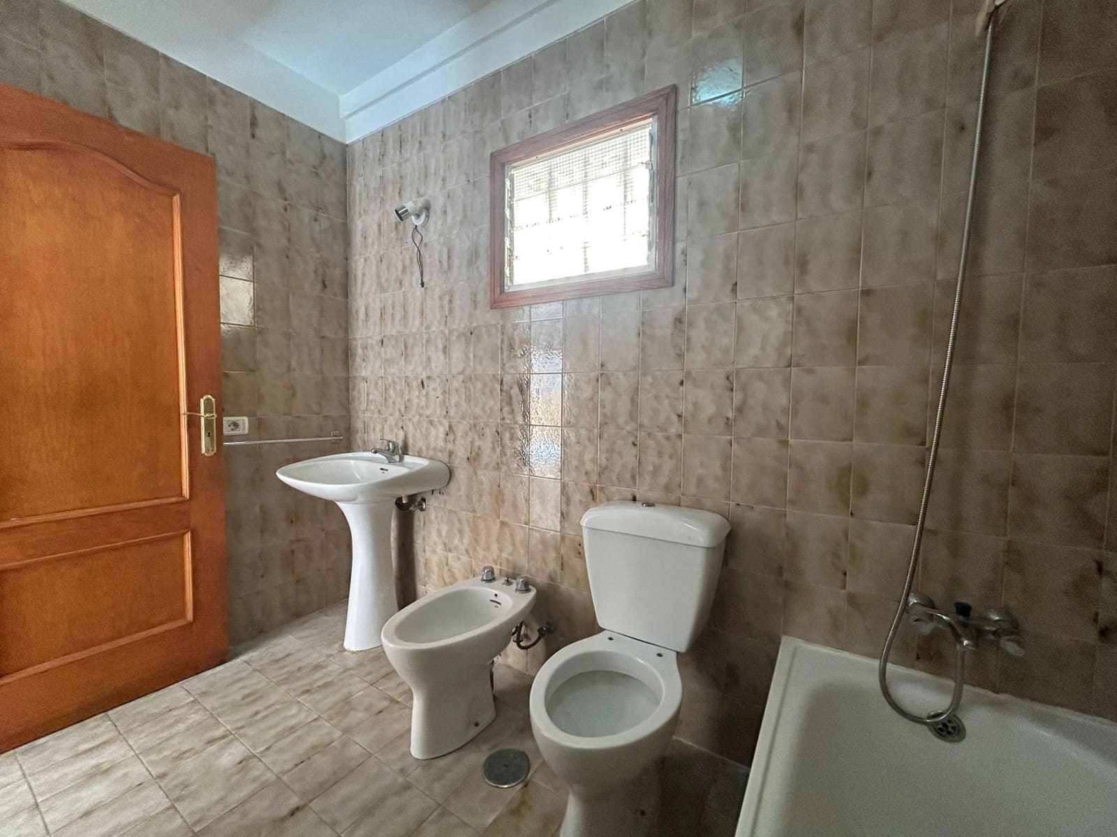 Apartamento de 1 habitación en Arona en venta con piscina garaje - 225.000 € (Ref: 9221419)