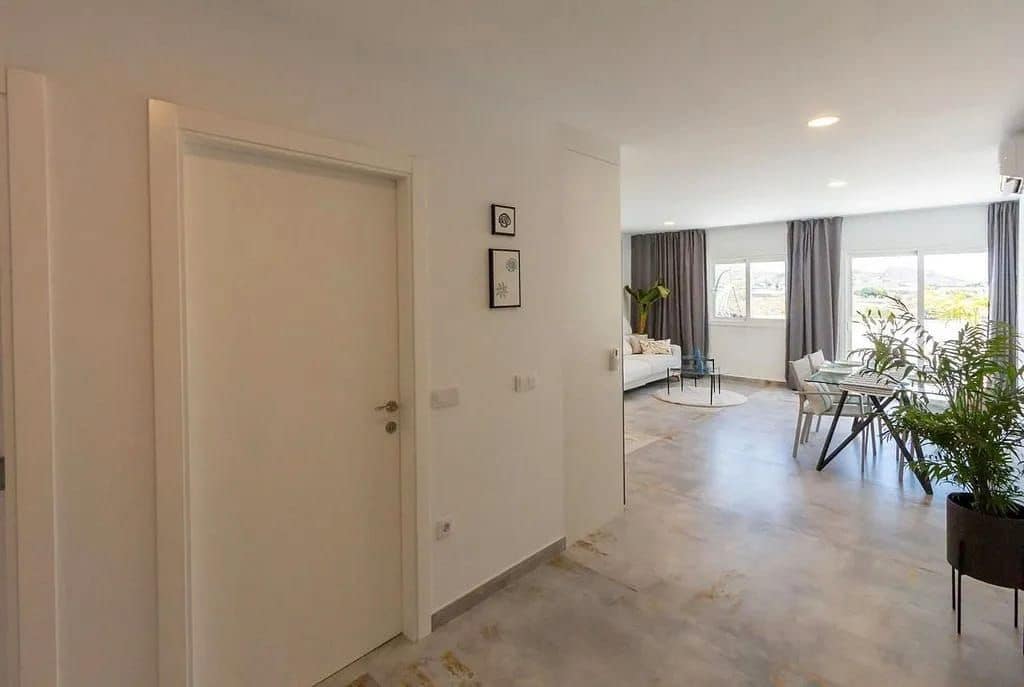 2 bedroom Apartment for sale in Arona - € 249,000 (Ref: 9314510)