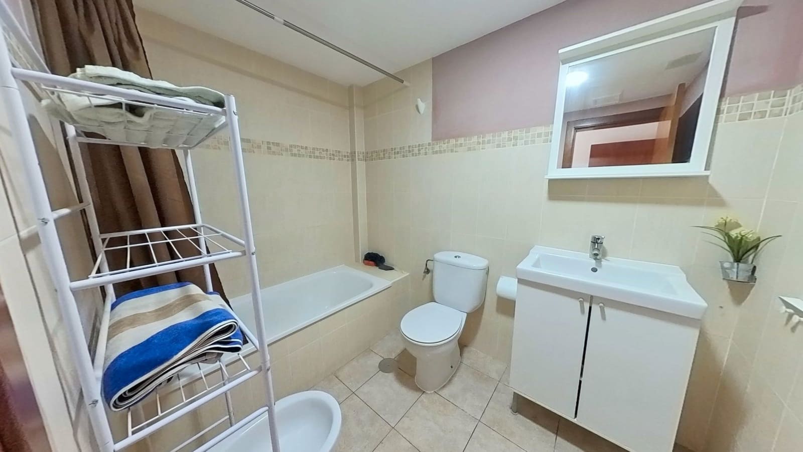 3 soveværelse Lejlighed til salg i Arona med garage - € 255.000 (Ref: 9348470)