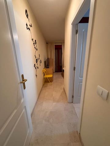 2 soverom Leilighet til salgs i Arona med svømmebasseng garasje - € 359 000 (Ref: 9414955)