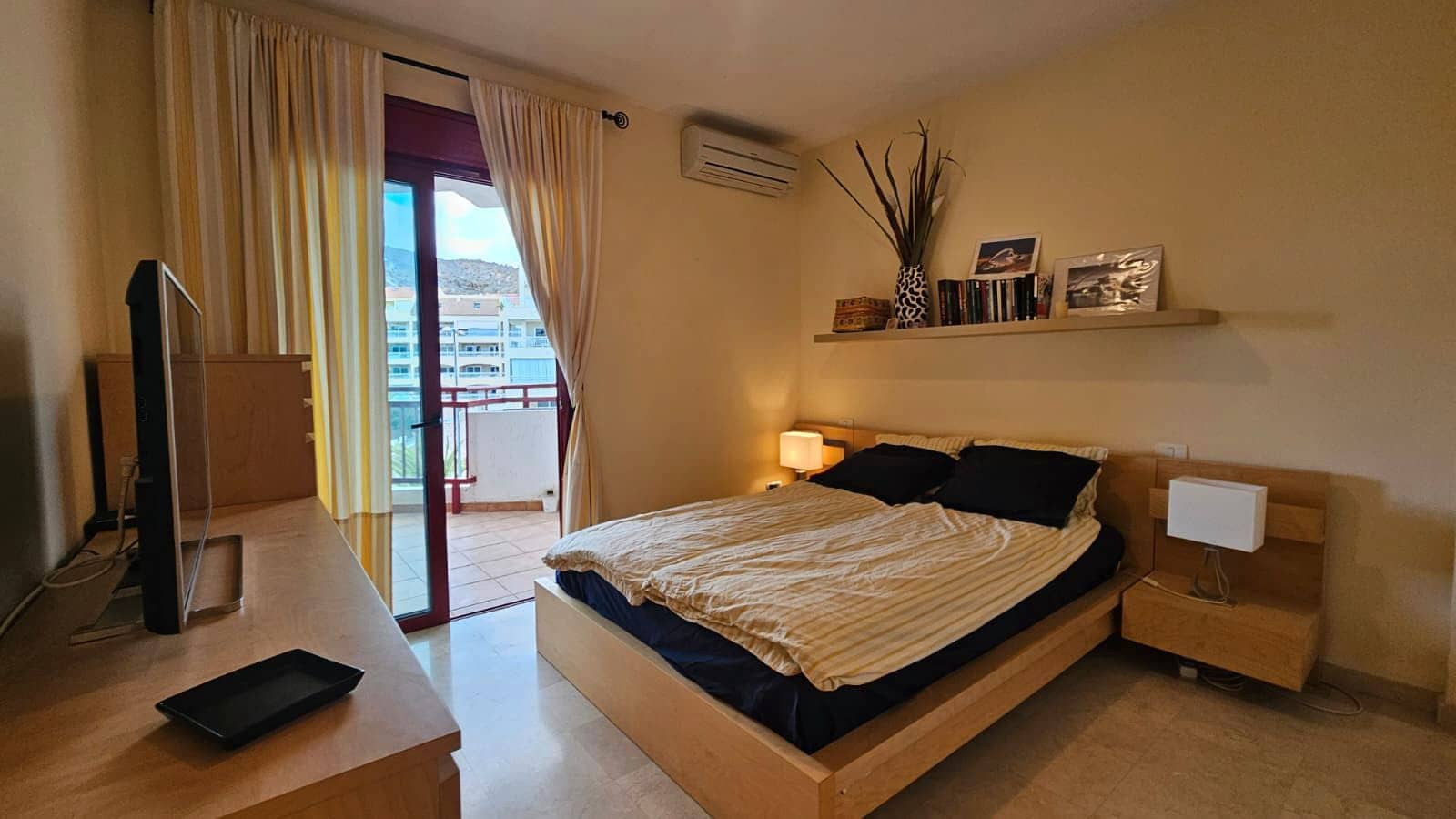 2 bedroom Apartment for sale in Arona with pool garage - € 359,000 (Ref: 9414955)