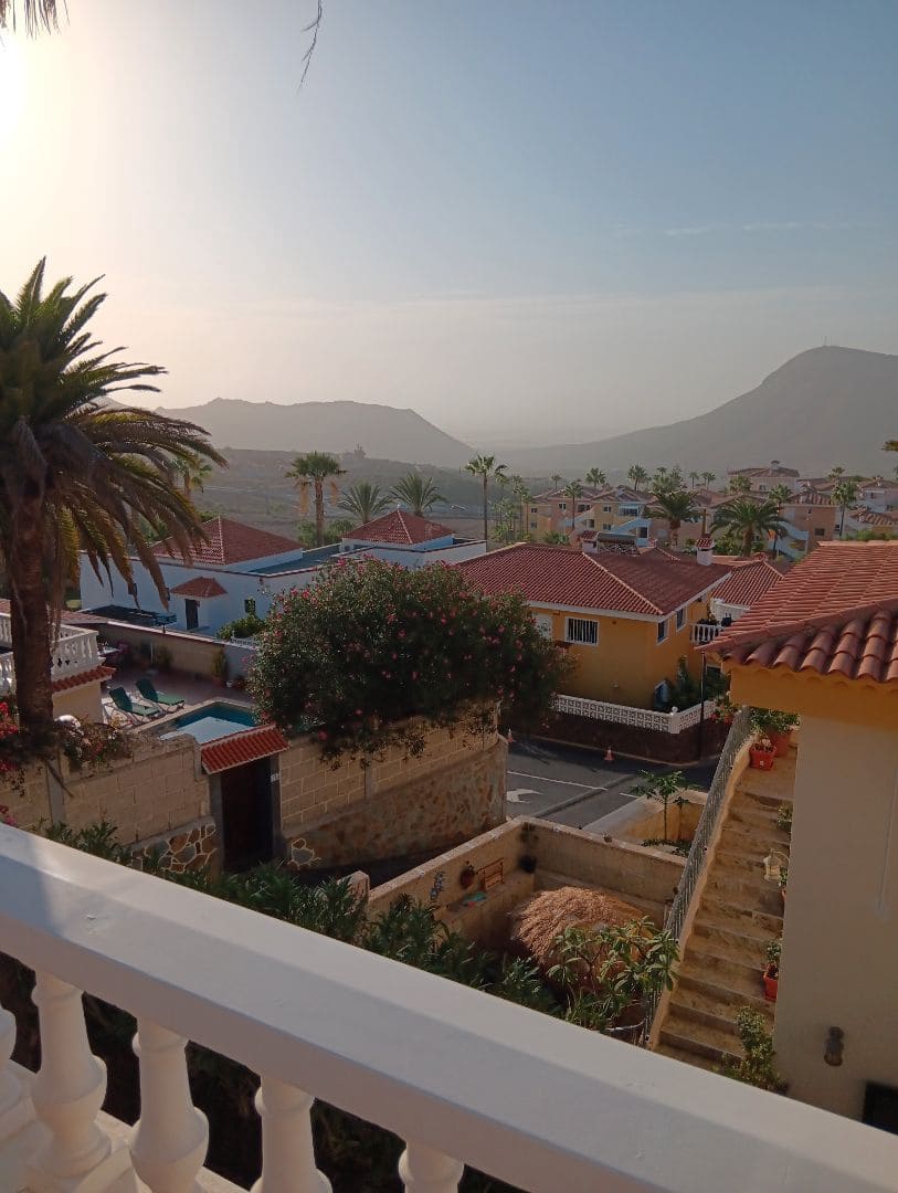 3 soverom Villa til salgs i Arona med svømmebasseng - € 990 000 (Ref: 9447301)