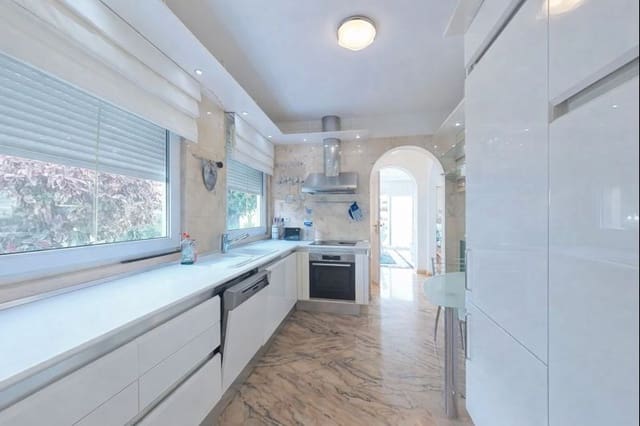 3 soverom Villa til salgs i Chayofa, Arona med svømmebasseng - € 950 000 (Ref: 9447301)