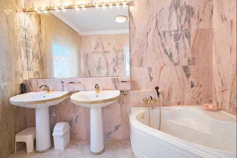 3 soverom Villa til salgs i Arona med svømmebasseng - € 950 000 (Ref: 9447301)