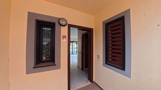 3 soverom Hus til salgs i Casco Urbano, Adeje med garasje - € 325 000 (Ref: 9500625)