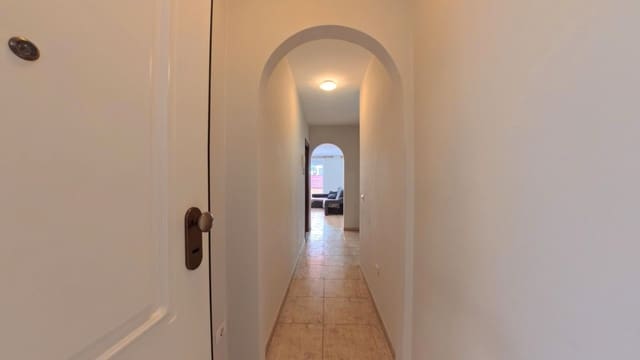 3 Zimmer Apartment zu verkaufen in Granadilla de Abona mit Garage - 245.000 € (Ref: 9503441)