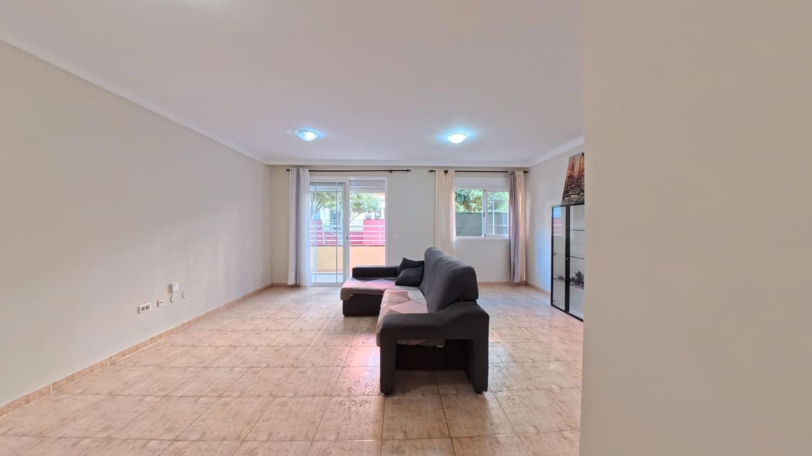 3 Zimmer Apartment zu verkaufen in Granadilla de Abona mit Garage - 245.000 € (Ref: 9503441)