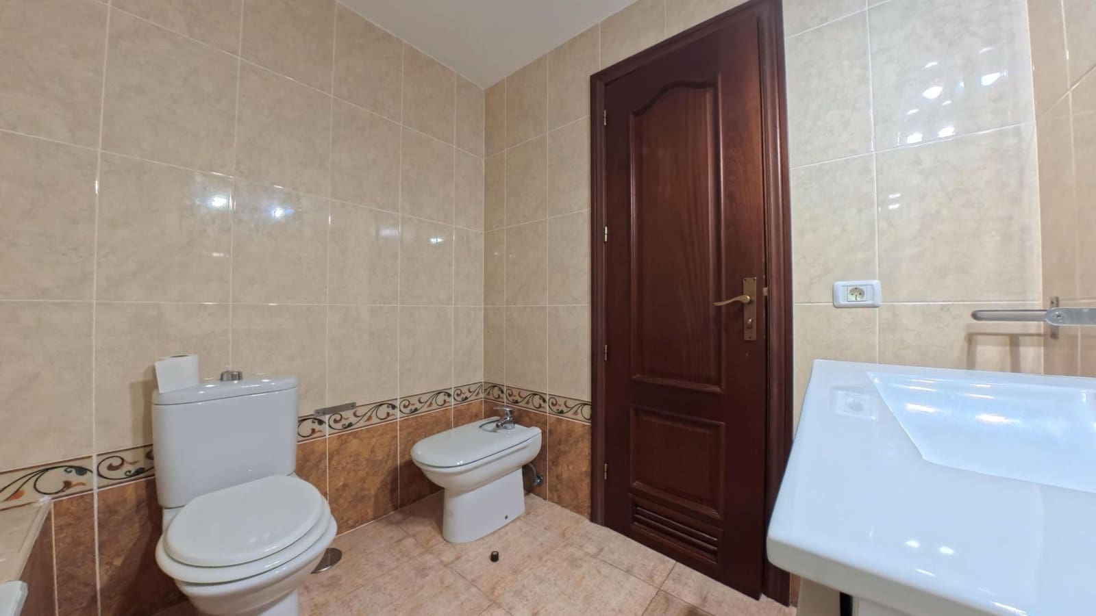 3 Zimmer Apartment zu verkaufen in Granadilla de Abona mit Garage - 245.000 € (Ref: 9503441)