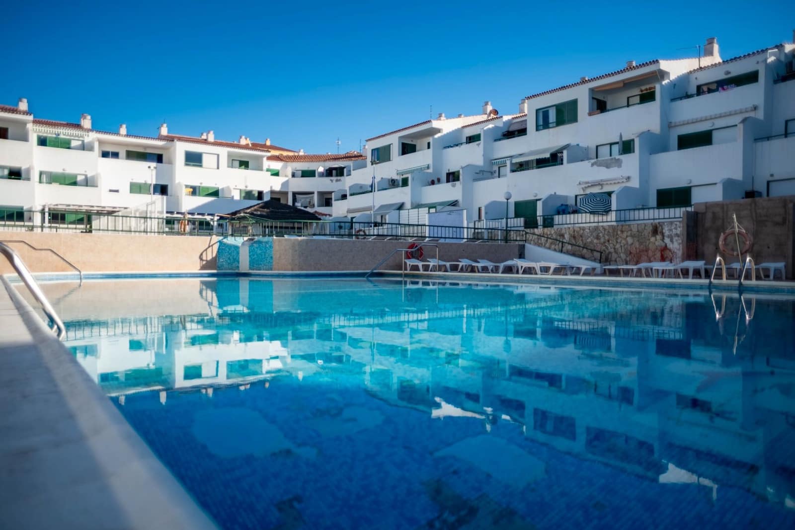 2 soverom Leilighet til salgs i Arona med svømmebasseng - € 255 000 (Ref: 9535003)