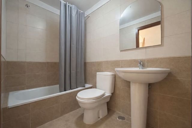 2 chambre Appartement à vendre à Granadilla de Abona avec garage - 195 000 € (Ref: 9550285)