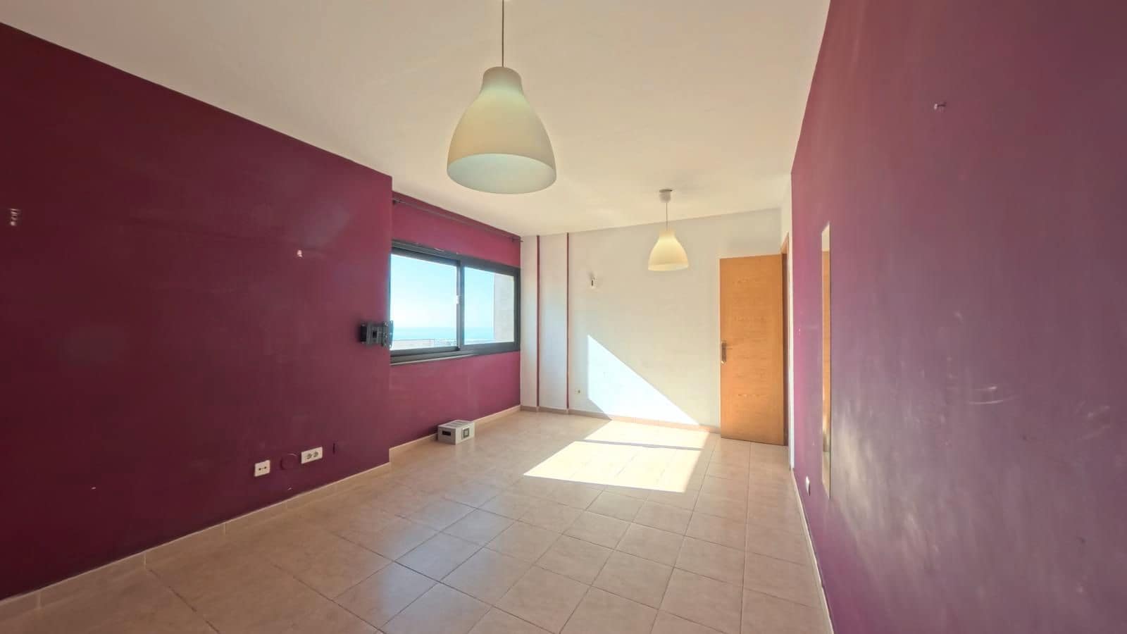 2 bedroom Flat for sale in Granadilla de Abona with garage - € 195,000 (Ref: 9550285)