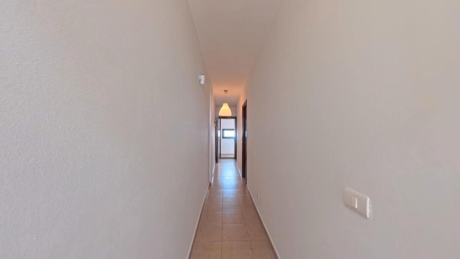 2 bedroom Flat for sale in Granadilla de Abona with garage - € 195,000 (Ref: 9550285)