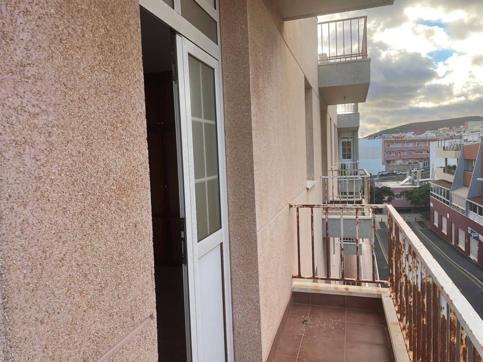 3 chambre Appartement à vendre à Granadilla de Abona - 150 000 € (Ref: 9572360)