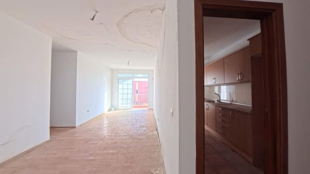 3 quarto Apartamento para venda em Granadilla de Abona - 150 000 € (Ref: 9572360)