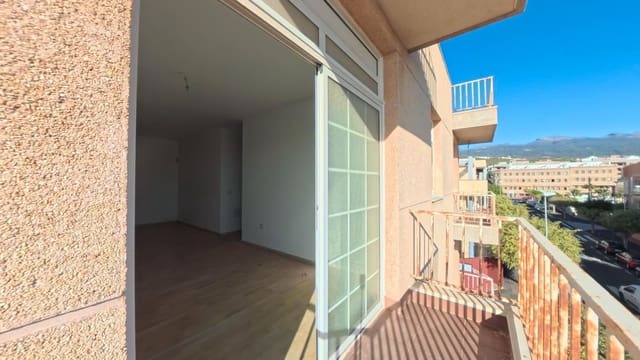 3 quarto Apartamento para venda em Granadilla de Abona - 150 000 € (Ref: 9572360)