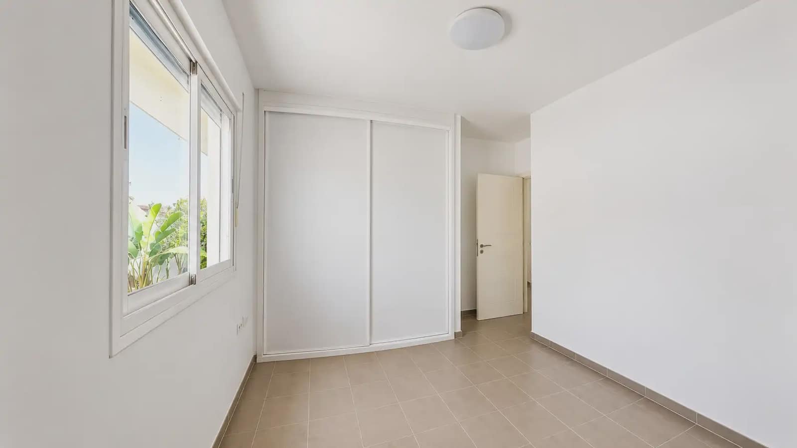 2 soverom Leilighet til salgs i Arona med svømmebasseng - € 320 000 (Ref: 9635128)