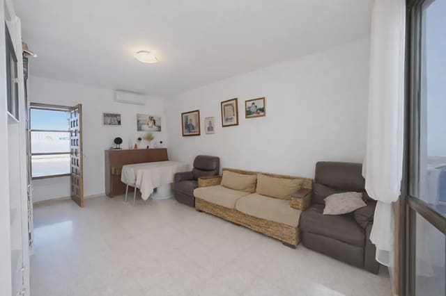 4 soveværelse Semi-Rækkehus til salg i Granadilla de Abona - € 345.000 (Ref: 9793660)