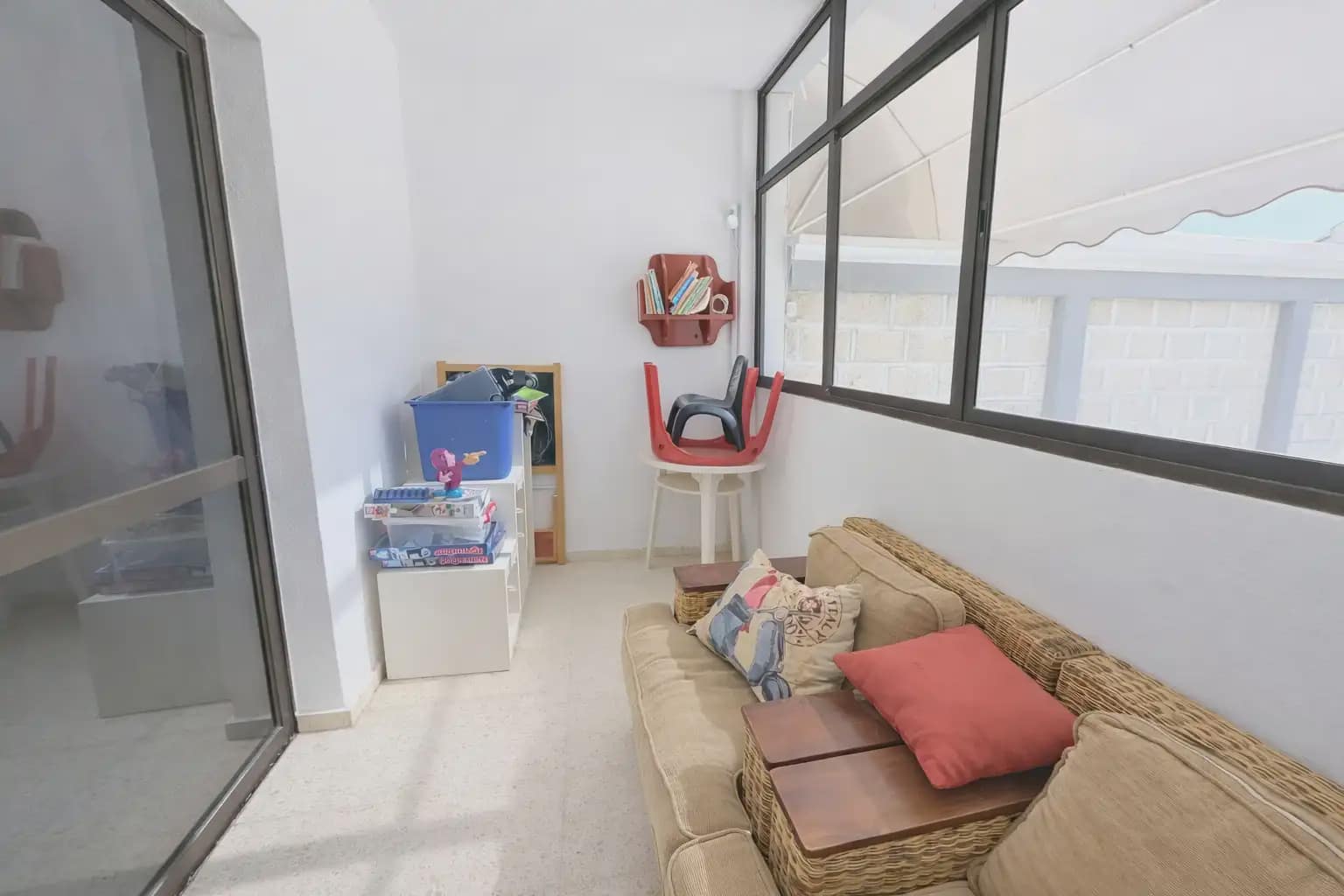 4 soveværelse Semi-Rækkehus til salg i Granadilla de Abona - € 345.000 (Ref: 9793660)