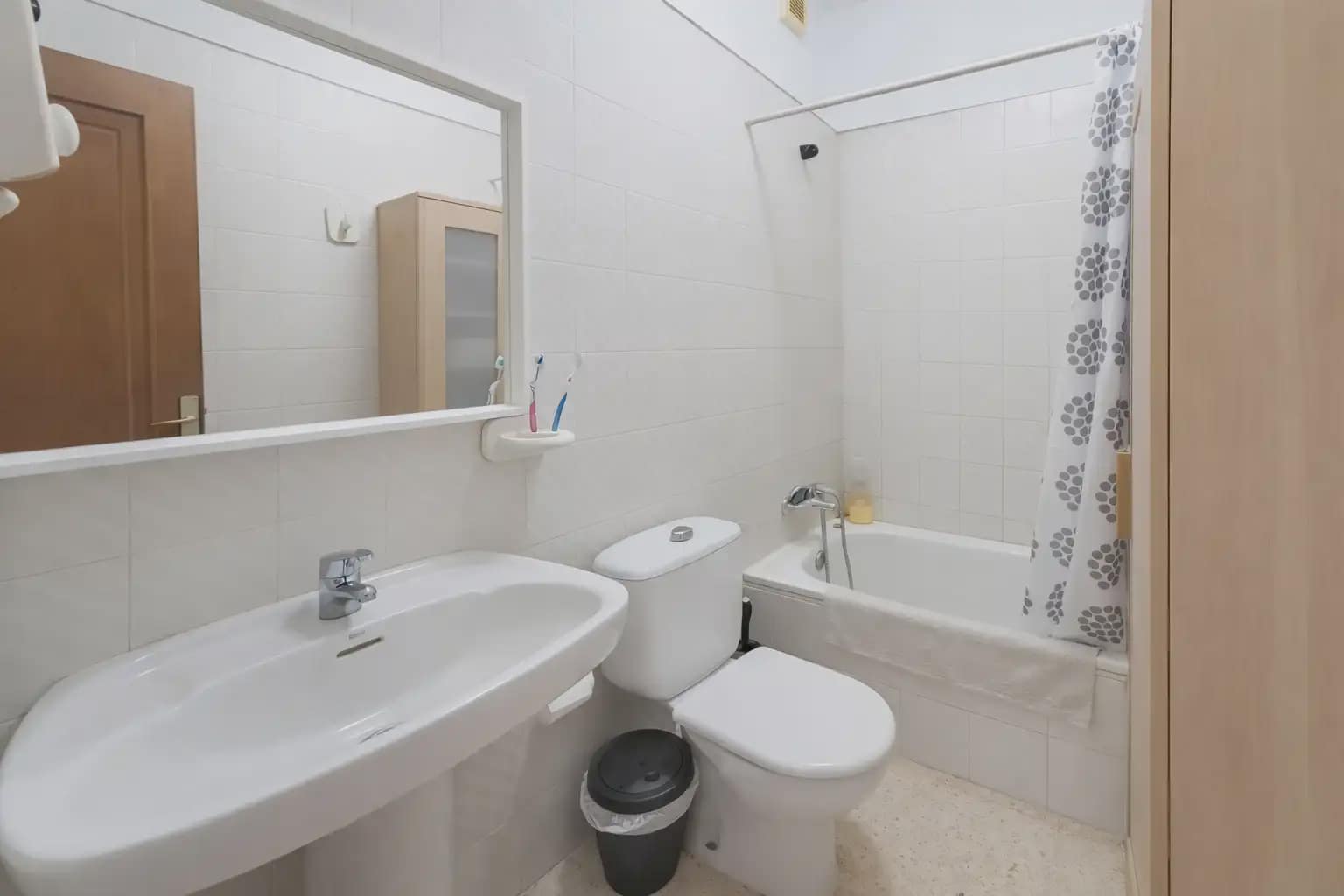 4 soveværelse Semi-Rækkehus til salg i Granadilla de Abona - € 345.000 (Ref: 9793660)