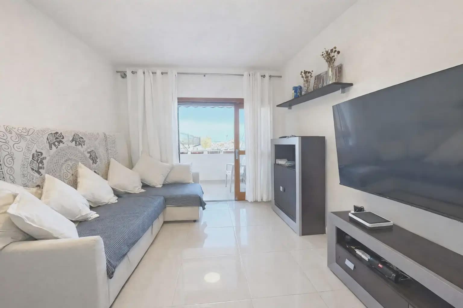 2 sypialnia Dom blizniak na sprzedaż w Arona z basenem - 415 000 € (Ref: 9793661)