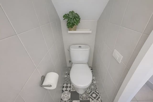 2 soverom Kjedet enebolig til salgs i Playa de las Americas, Arona med svømmebasseng - € 415 000 (Ref: 9793661)