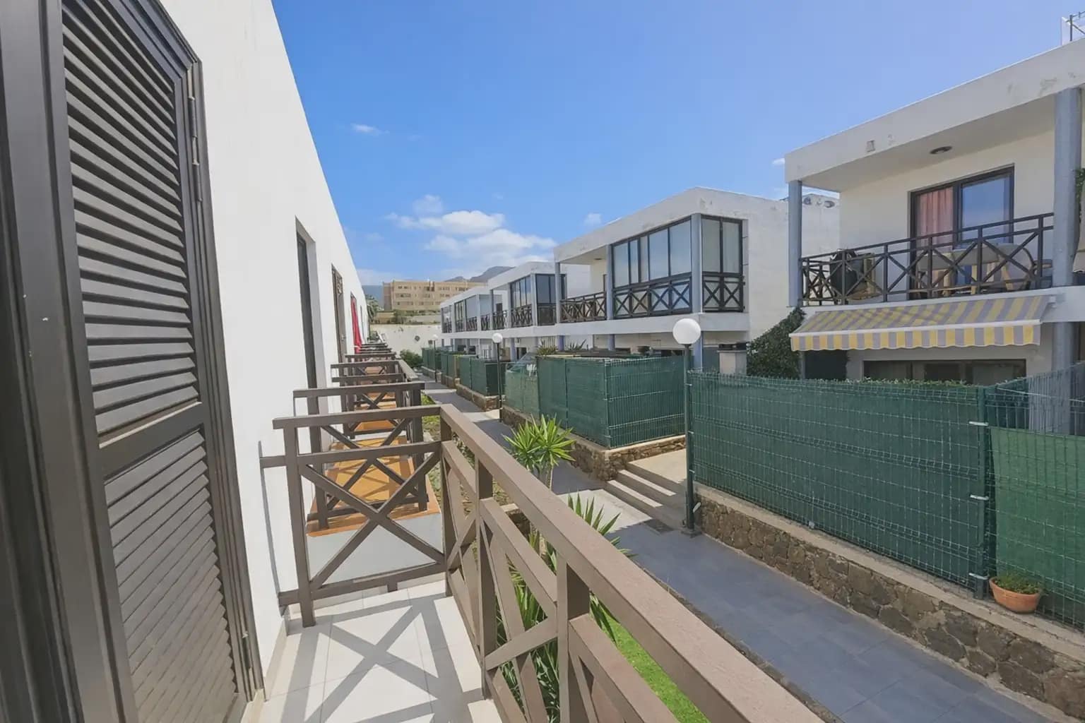 2 sypialnia Dom blizniak na sprzedaż w Arona z basenem - 415 000 € (Ref: 9793661)