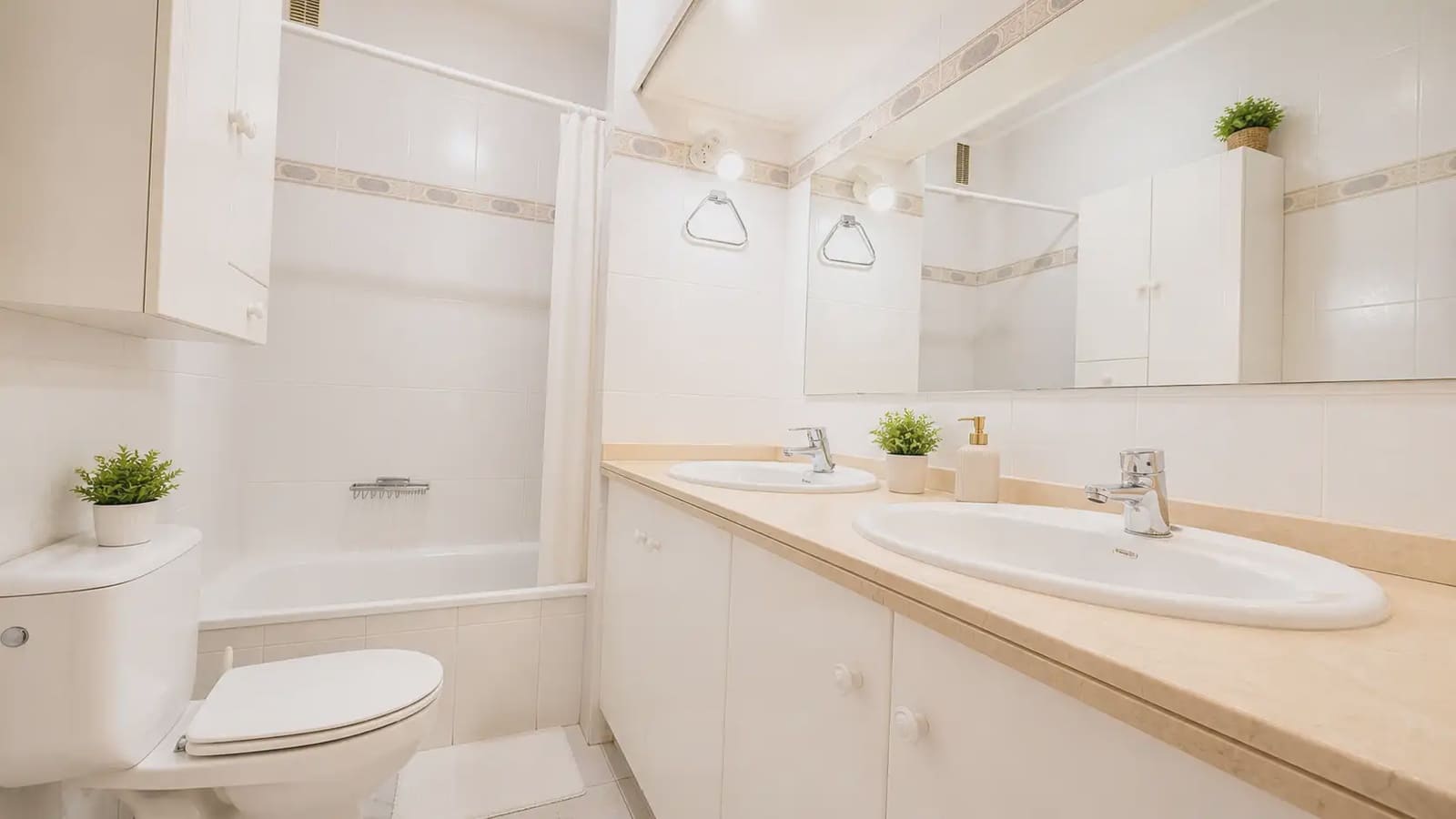 1 sypialnia Apartament na sprzedaż w Adeje z basenem - 260 000 € (Ref: 9815034)