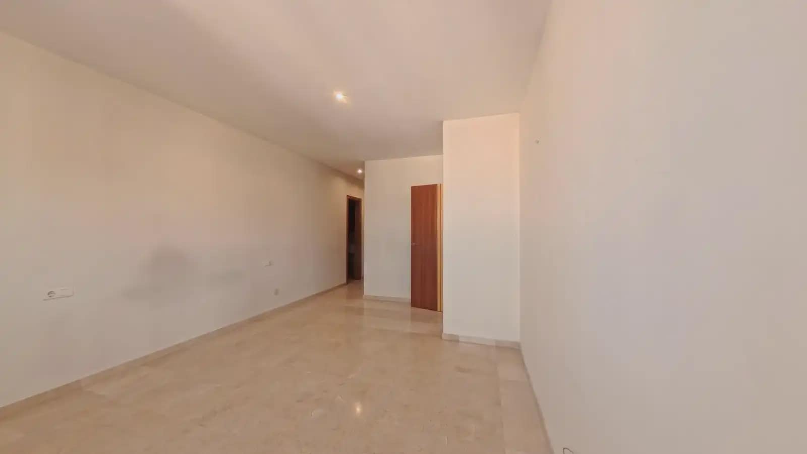 3 slaapkamer Penthouse te koop in Santa Cruz de Tenerife met garage - € 529.100 (Ref: 9874011)