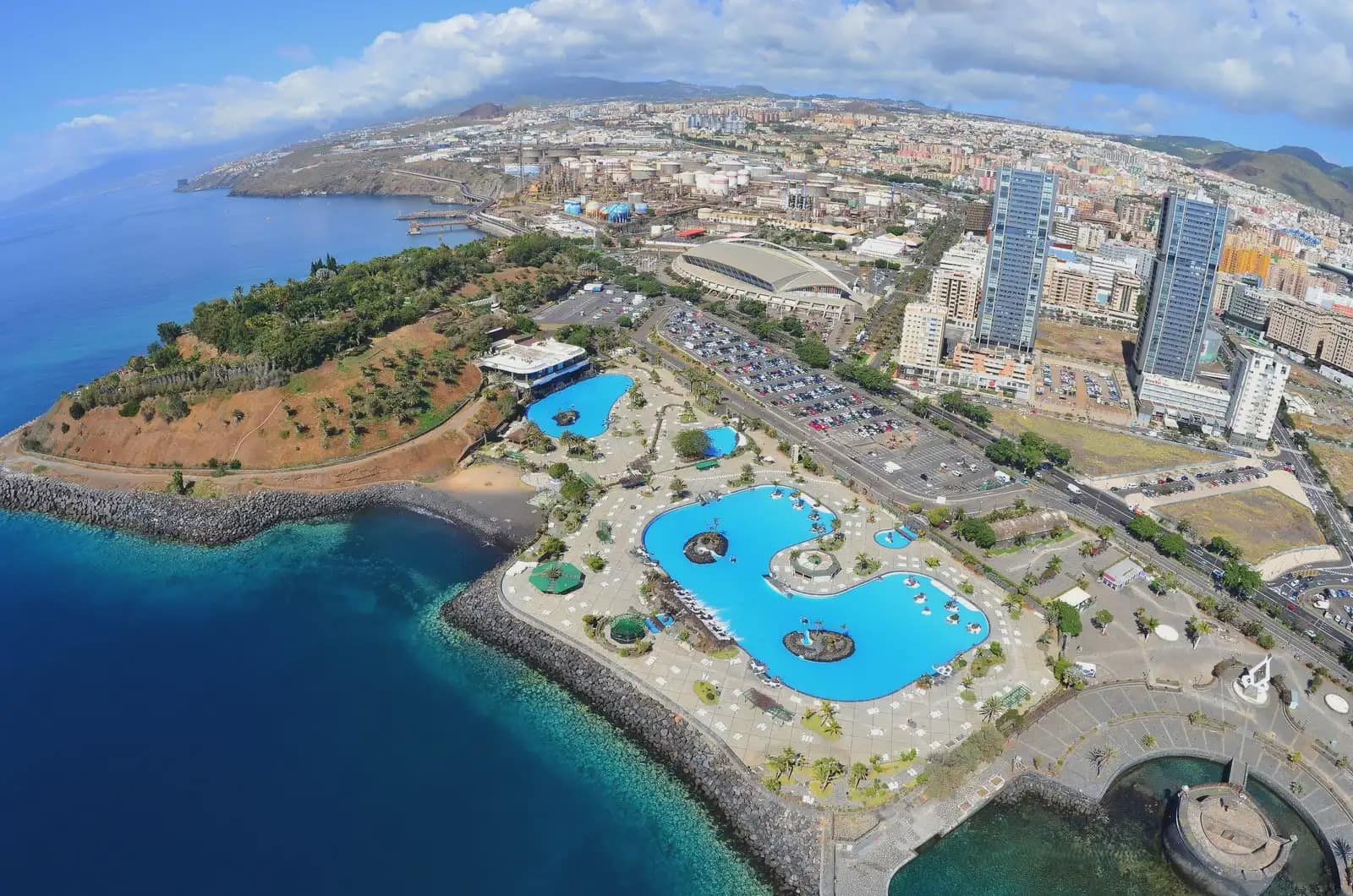 3 slaapkamer Penthouse te koop in Santa Cruz de Tenerife met garage - € 529.100 (Ref: 9874011)