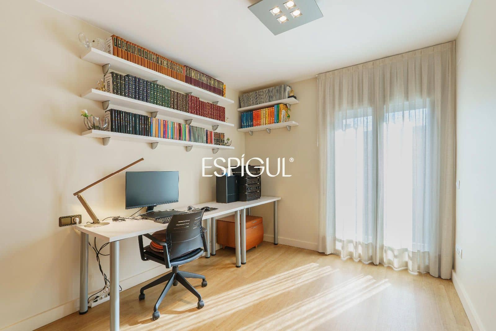 4 bedroom Flat for sale in Caldes de Malavella with garage - € 449,000 (Ref: 10015939)