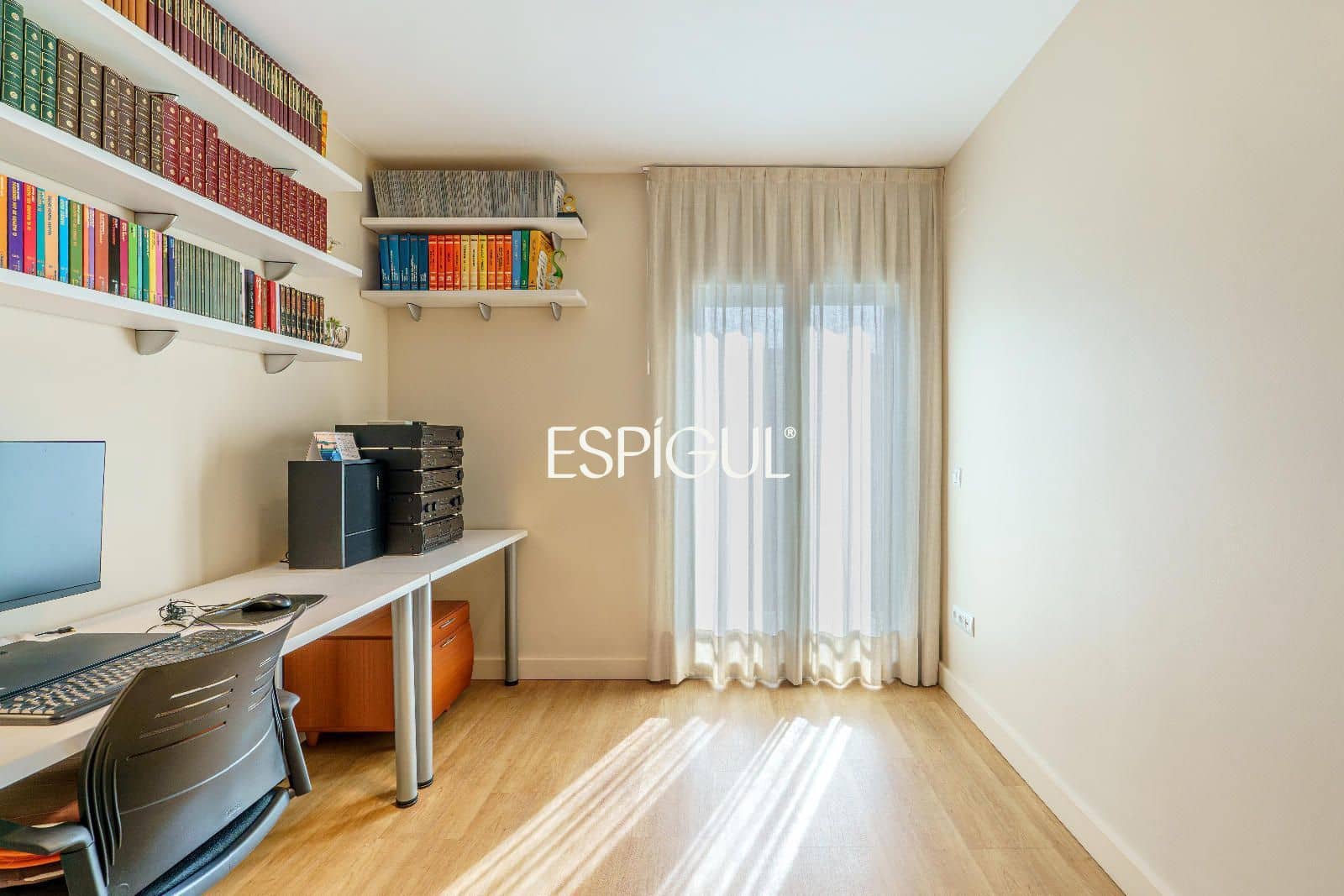 4 bedroom Flat for sale in Caldes de Malavella with garage - € 449,000 (Ref: 10015939)