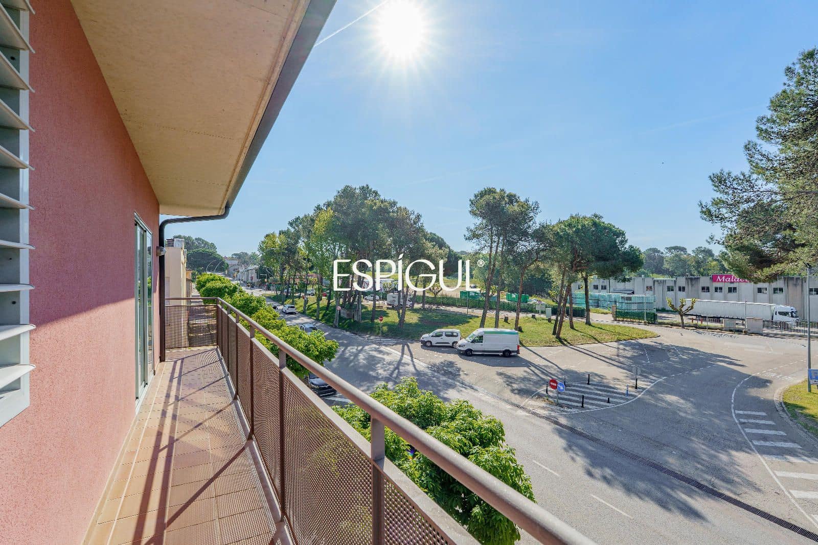 4 bedroom Flat for sale in Caldes de Malavella with garage - € 449,000 (Ref: 10015939)