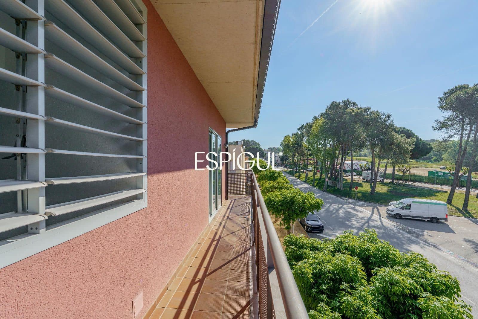 4 bedroom Flat for sale in Caldes de Malavella with garage - € 449,000 (Ref: 10015939)