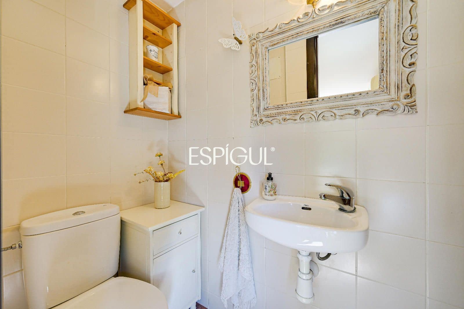 6 soveværelse Villa til salg i Girona by med garage - € 890.000 (Ref: 10015940)