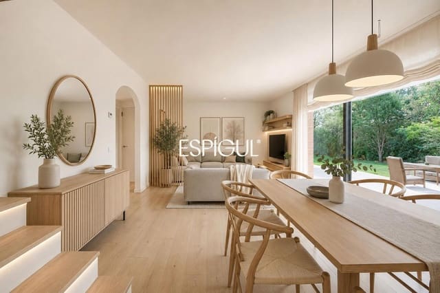 6 soveværelse Villa til salg i Girona by med garage - € 890.000 (Ref: 10015940)