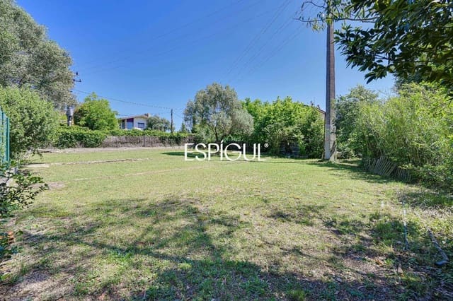 6 soveværelse Villa til salg i Girona by med garage - € 890.000 (Ref: 10015940)