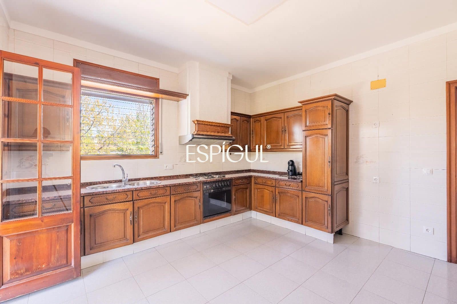 5 soveværelse Villa til salg i Girona by med swimmingpool garage - € 1.100.000 (Ref: 10015941)