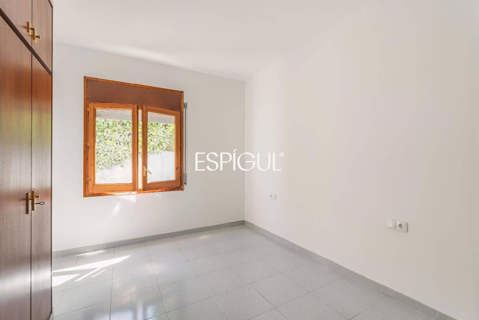 5 soveværelse Villa til salg i Girona by med swimmingpool garage - € 1.100.000 (Ref: 10015941)