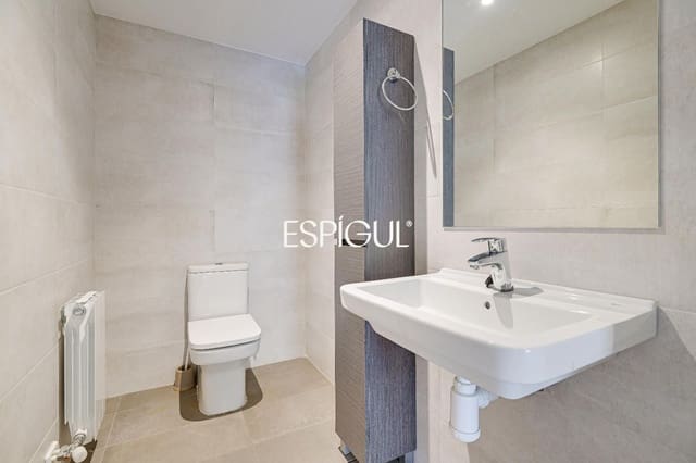 4 chambre Villa/Maison à vendre à Vilablareix avec garage - 625 000 € (Ref: 10015942)