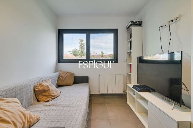 4 chambre Villa/Maison à vendre à Vilablareix avec garage - 625 000 € (Ref: 10015942)