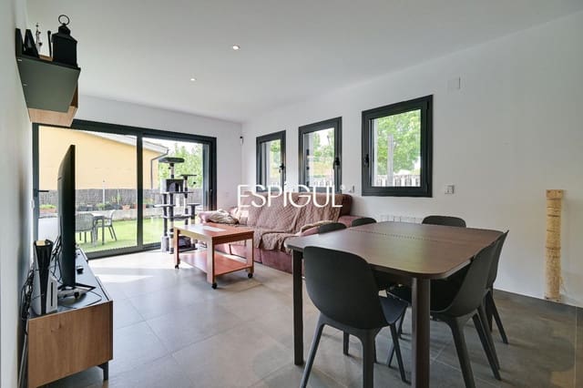 4 chambre Villa/Maison à vendre à Vilablareix avec garage - 625 000 € (Ref: 10015942)
